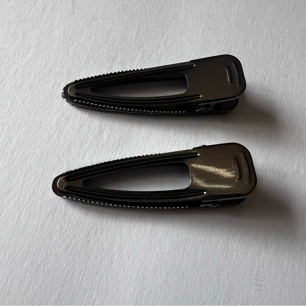 ETTIKA SET OF TWO LARGE HAIR CLIPS GUNMETAL WITH BLACK CRYSTALS NWT